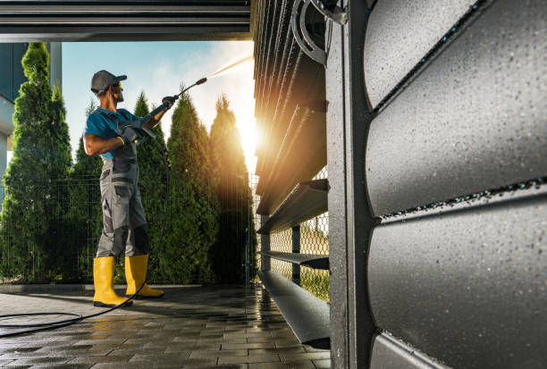 Best Gutter Cleaning  in River Oaks, TX